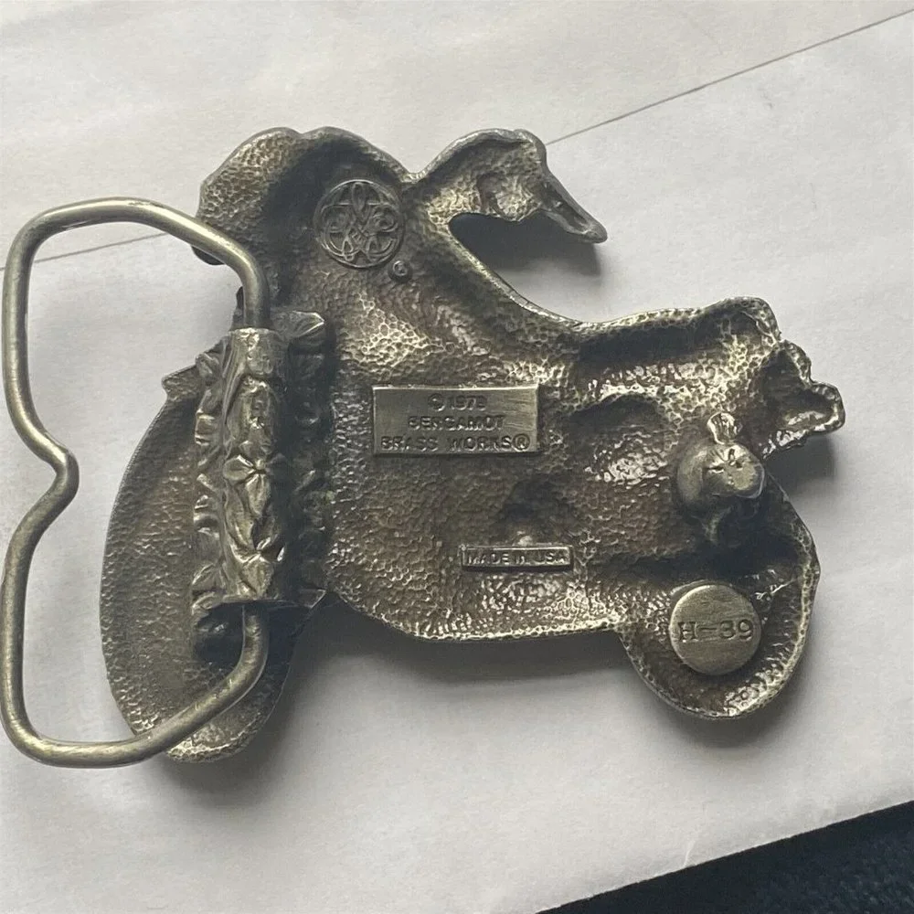VINTAGE 1979 CUT-OUT MOTORCYCLE BERGAMOT BRASS BELT BUCKLE H 39